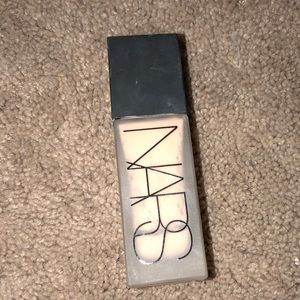 nars foundation matte
